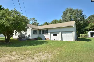 209 Noble St, Ridge Spring, SC 29129 - Photo 2