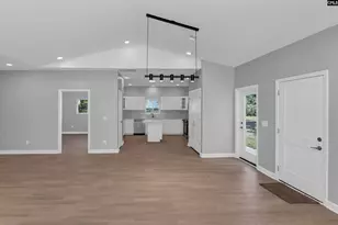 2104 Steele Dr, West Columbia, SC 29169 - Photo 8