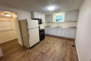 360 Rikard St, Batesburg, SC 29006 - Photo 8