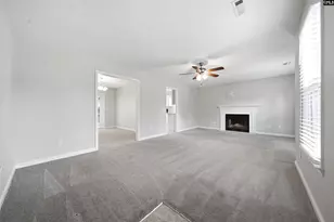 125 Auburnleaf Dr, Hopkins, SC 29061 - Photo 4