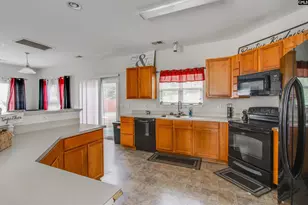 2045 Wilkinson Dr, Columbia, SC 29229 - Photo 10