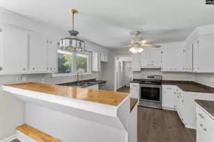 204 Oakwood Dr, Lexington, SC 29073 - Photo 12