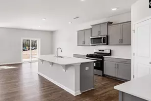 196 Horatio Ln, Lugoff, SC 29078 - Photo 4