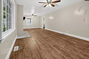 432 Bell Ave, Hartsville, SC 29550 - Photo 8