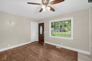 432 Bell Ave, Hartsville, SC 29550 - Photo 6