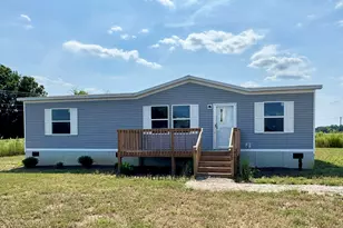 1068 Preference Rd, Saint Matthews, SC 29135 - Photo 2