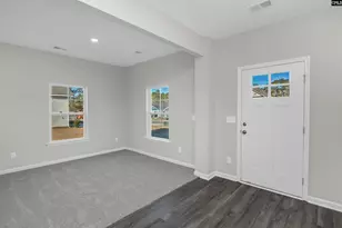 130 Middlesex Ct, Lugoff, SC 29078 - Photo 2