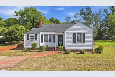 113 S Dennis Avenue, Bishopville, SC 29010 - Photo 1