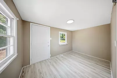 113 S Dennis Avenue, Bishopville, SC 29010 - Photo 10