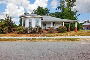 702 Lafayette Ave, Camden, SC 29020 - Photo 1