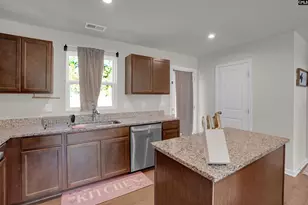 250 Saskatoon Dr, Hopkins, SC 29061 - Photo 4