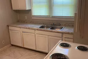22 S Purdy St, Sumter, SC 29150 - Photo 4