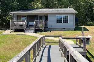 2460 Cottage Ln, Liberty Hill, SC 29074 - Photo 1