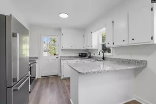 123 S Cove Dr, West Columbia, SC 29170 - Photo 8