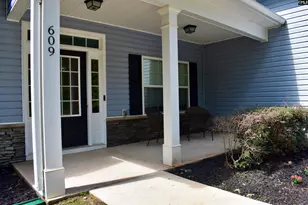 609 Crystal Creek Cir, Chapin, SC 29036 - Photo 4