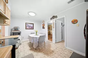 212 N Chateau Dr, Columbia, SC 29223 - Photo 10