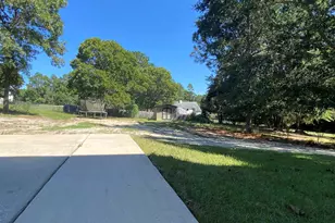 301 S Village Ln, Lugoff, SC 29078 - Photo 20