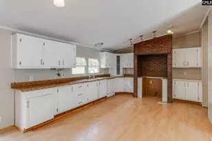 894 St Pauls Church Cir, Camden, SC 29020 - Photo 6