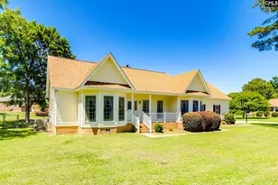 202 Fox Lake Dr, West Columbia, SC 29170 - Photo 2