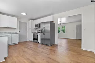 1006 Plowden Mill Rd, Sumter, SC 29153 - Photo 4