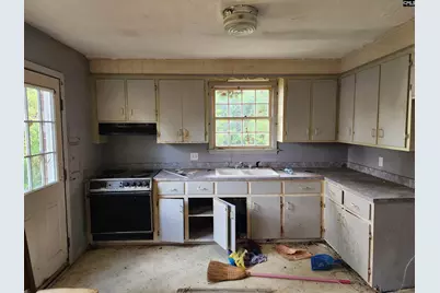 1812 Saint Louis Avenue, Columbia, SC 29204 - Photo 4