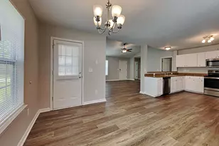 38 Coachmen Ct, Columbia, SC 29229 - Photo 4