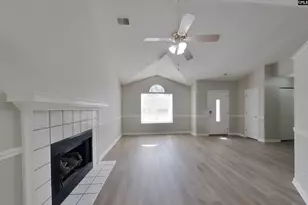 425 Northshore Ct, Chapin, SC 29036 - Photo 2