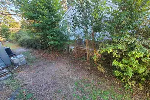 1100 Chevis St, Columbia, SC 29205 - Photo 10