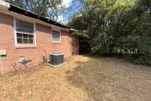 412 Club Rd, Columbia, SC 29203 - Photo 8