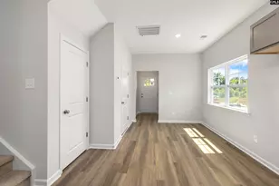 519 Thistle Hill Ln, Hopkins, SC 29061 - Photo 8
