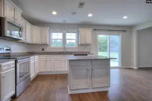 165 Colony Dr, Camden, SC 29020 - Photo 10