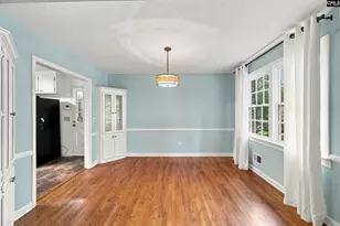 807 Walters Ln, Columbia, SC 29209 - Photo 6