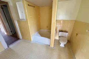 108 York St, Chester, SC 29706 - Photo 14