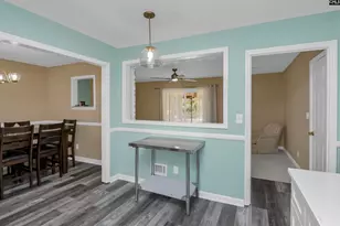 1031 Wisteria Dr, West Columbia, SC 29169 - Photo 12