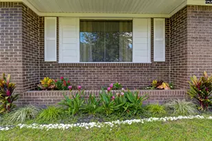 1031 Wisteria Dr, West Columbia, SC 29169 - Photo 4