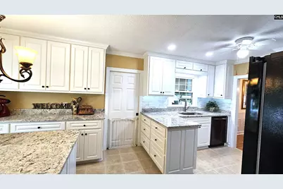137 Wateree Drive, Santee, SC 29142 - Photo 8