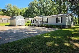 2528 Johnstone St, Newberry, SC 29108 - Photo 2
