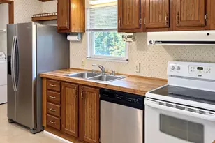 941 Fawn Ln, Orangeburg, SC 29115 - Photo 6