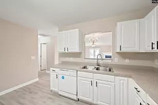 325 Hollingsworth Ln, Lexington, SC 29072 - Photo 10