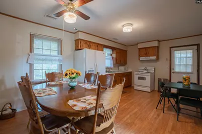 633 Sykes, Manning, SC 29102 - Photo 4