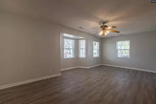 1156 Middle, Pinewood, SC 29125 - Photo 4