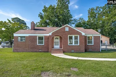 333 Saluda Avenue, Batesburg, SC 29006 - Photo 1