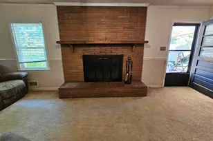 653 Holland Ln, Camden, SC 29020 - Photo 10