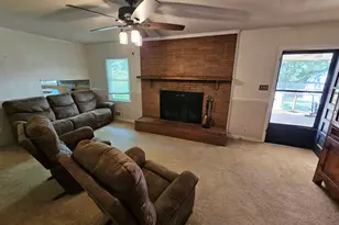 653 Holland Ln, Camden, SC 29020 - Photo 8