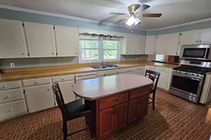 653 Holland Ln, Camden, SC 29020 - Photo 18