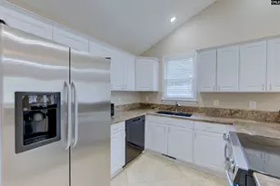 2801 Lincoln St, Columbia, SC 29201 - Photo 8