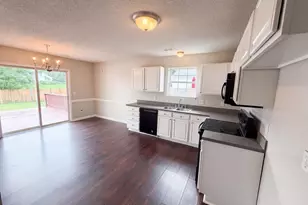 237 Arthurdale Dr, West Columbia, SC 29170 - Photo 2