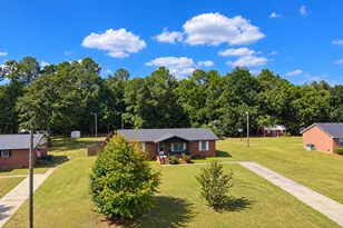 129 Rio Dr, Orangeburg, SC 29118 - Photo 1