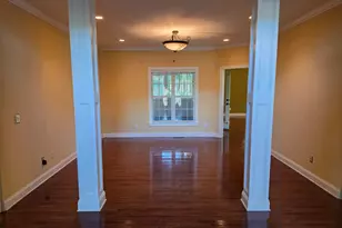 329 Garvey Cir, Columbia, SC 29203 - Photo 4
