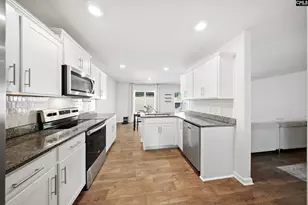 136 Carrington Dr, Lugoff, SC 29078 - Photo 6